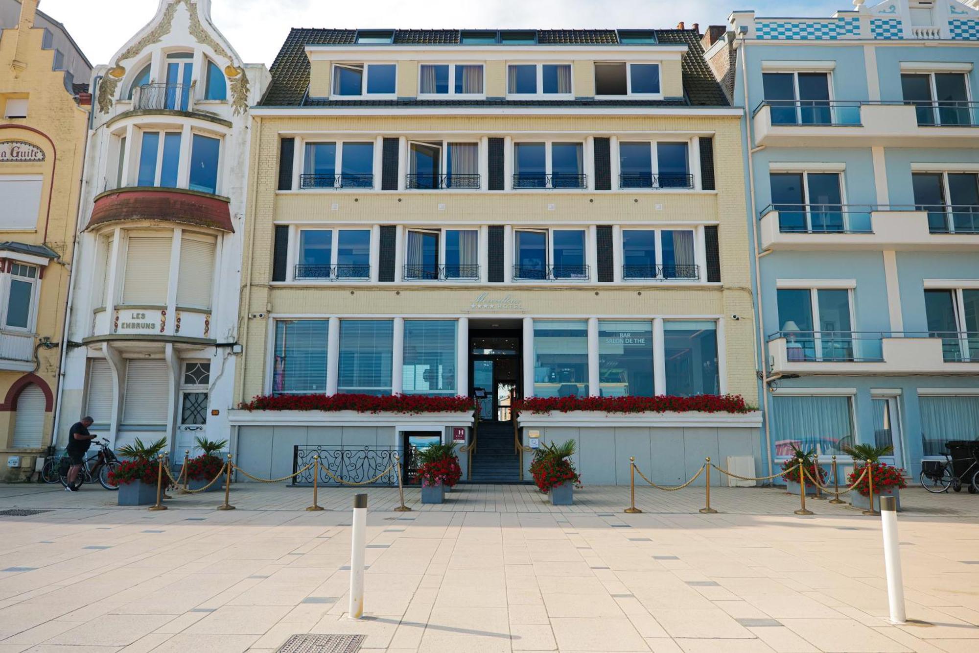 Hotel Merveilleux Cote Mer 됭케르크 외부 사진