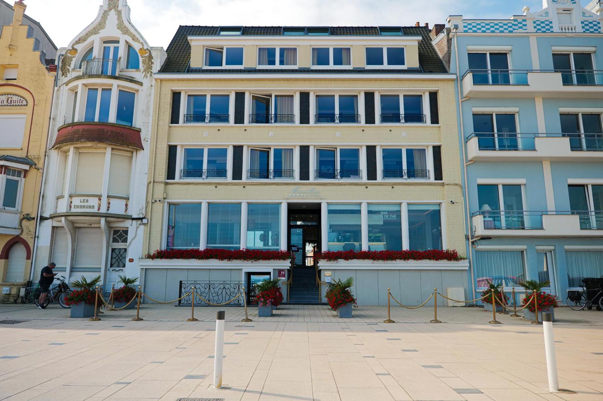 Hotel Merveilleux Cote Mer 됭케르크 외부 사진